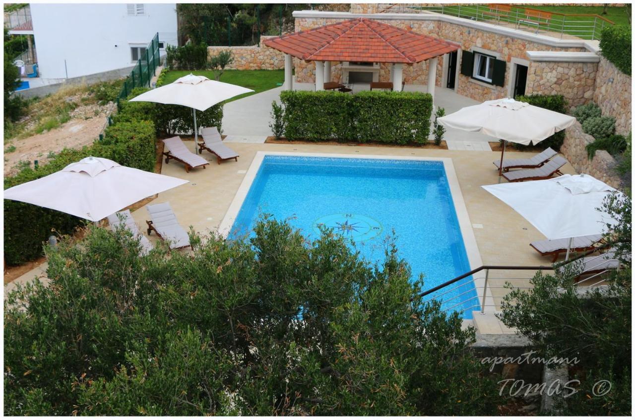 Apartments Tomas Primosten Bagian luar foto