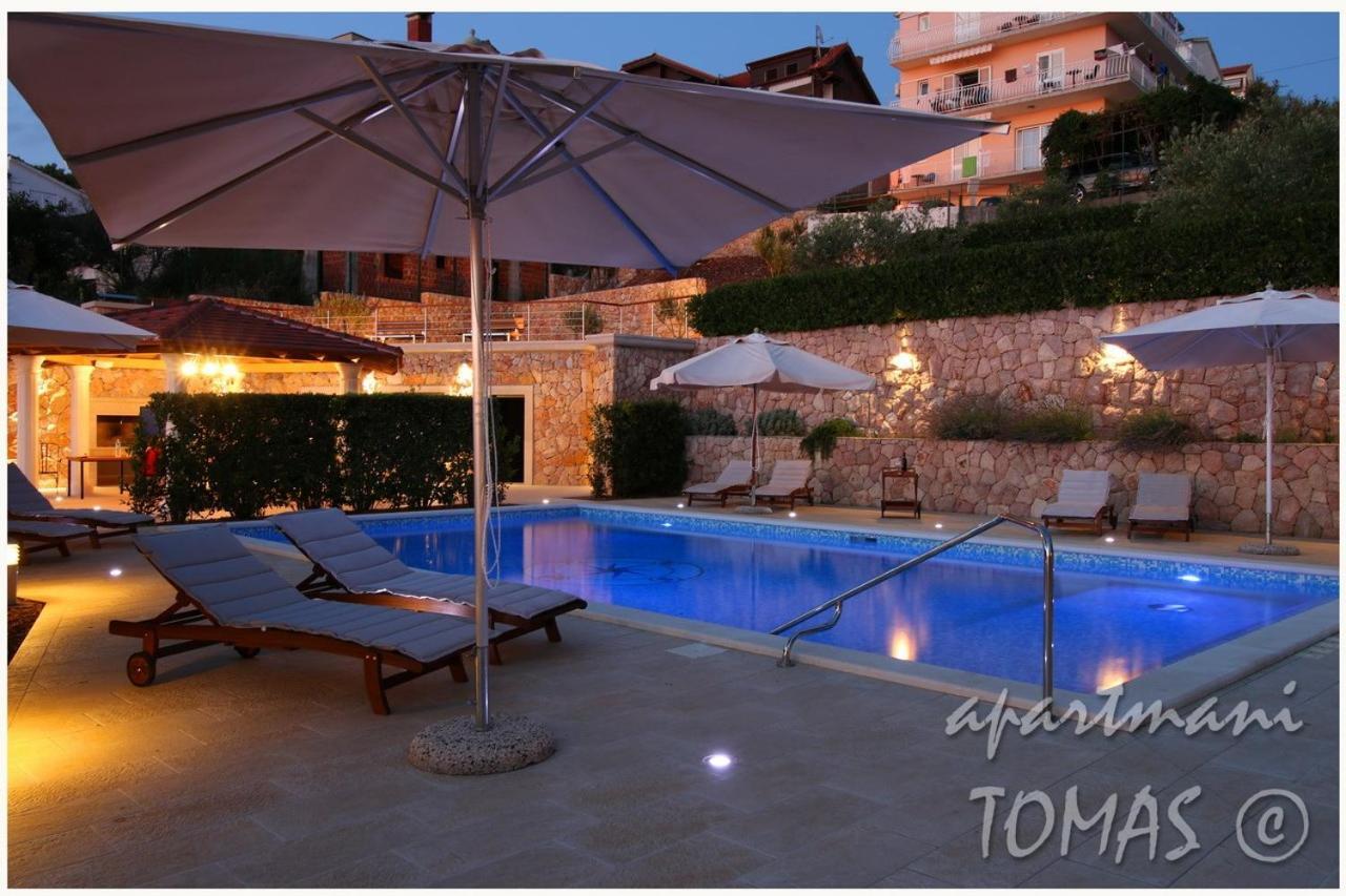 Apartments Tomas Primosten Bagian luar foto